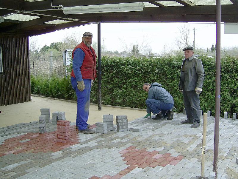 AV 05 04.jpg